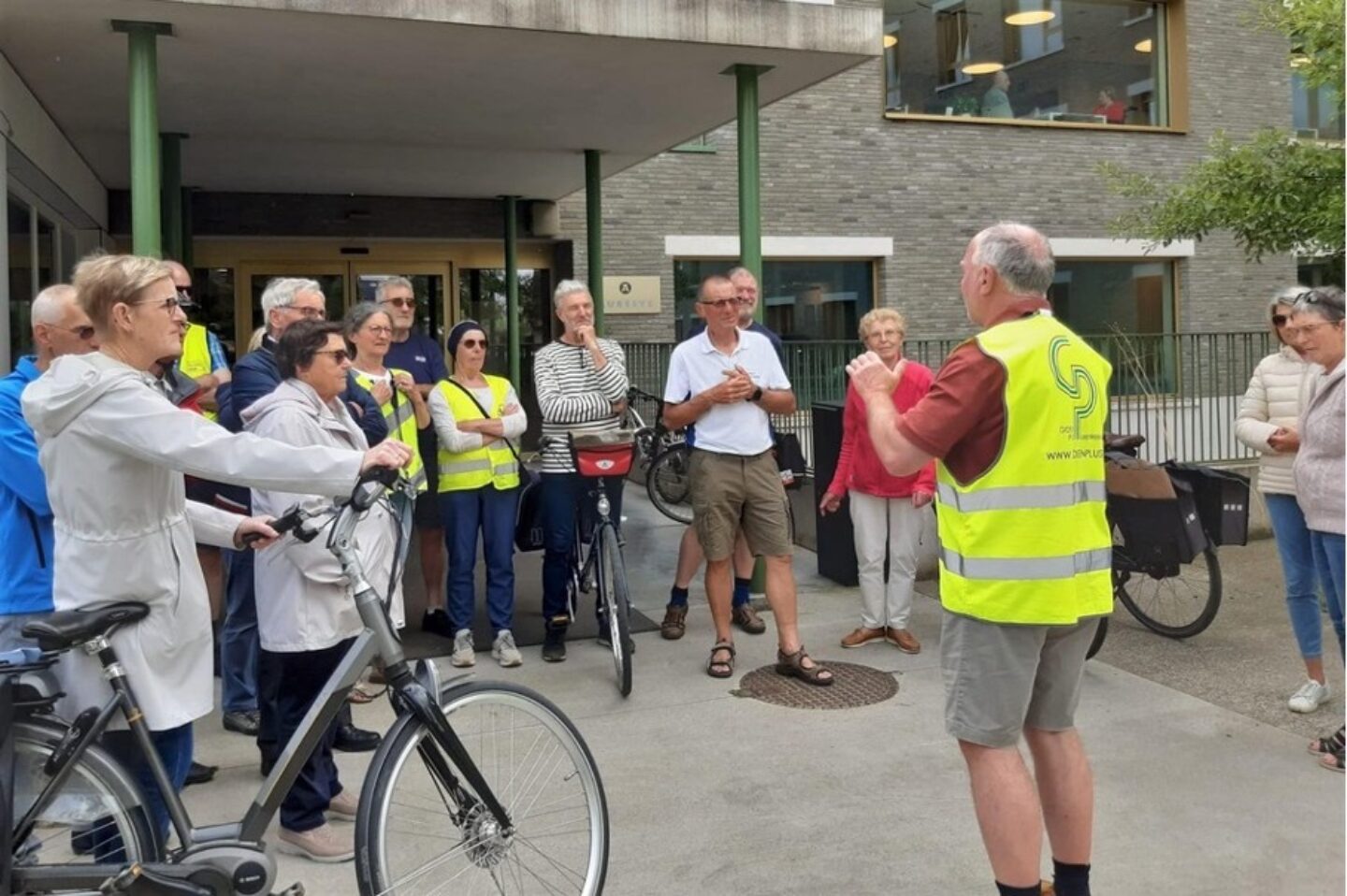 GidsenPlus organiseerde Vlas-tastische dagen: “Bewoners zijn levend erfgoed”